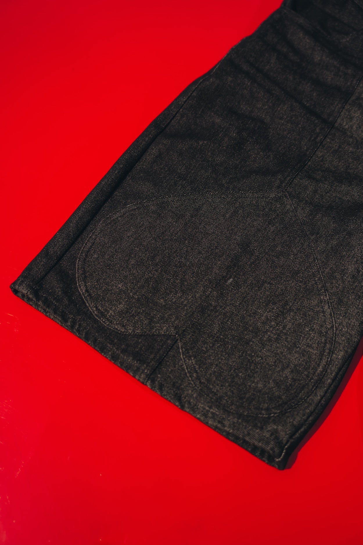 HEART SHORTS - BLACK