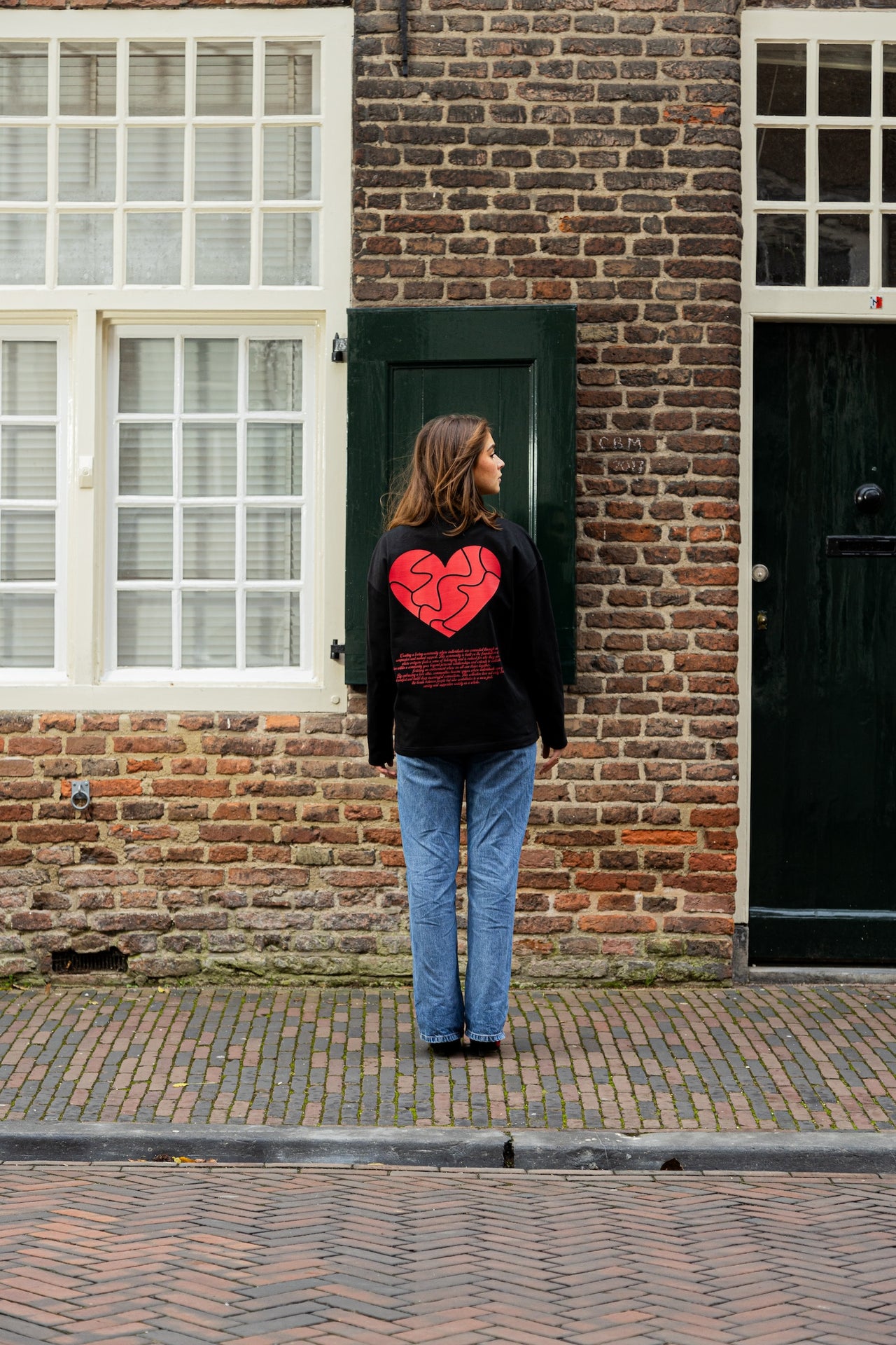 LOVE AT FIRST SIGHT LONGSLEEVE - BLACK