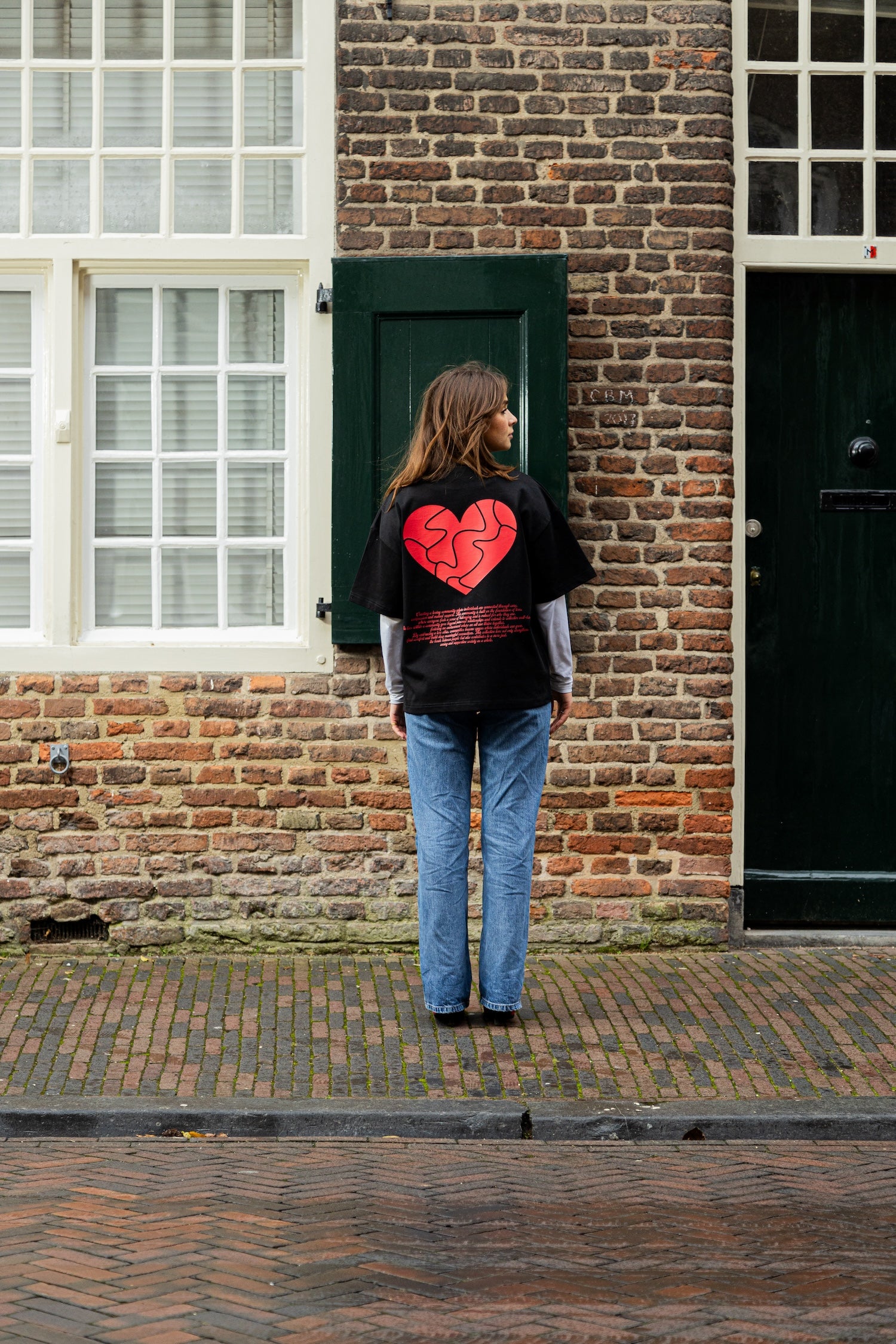 LOVE AT FIRST SIGHT TEE - BLACK – fromstrangerstolovers